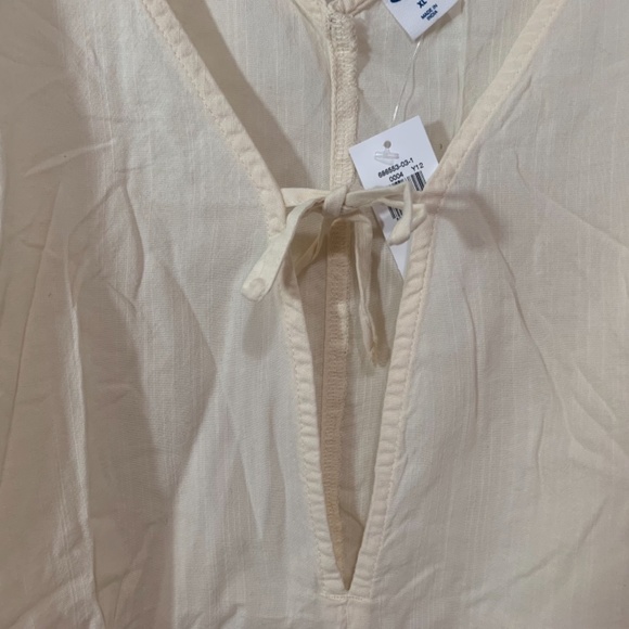 Old Navy Tie V-Neck Tunic with Ruched Tie Waist & Side Splits Top in Ivory XL - Picture 8 of 8